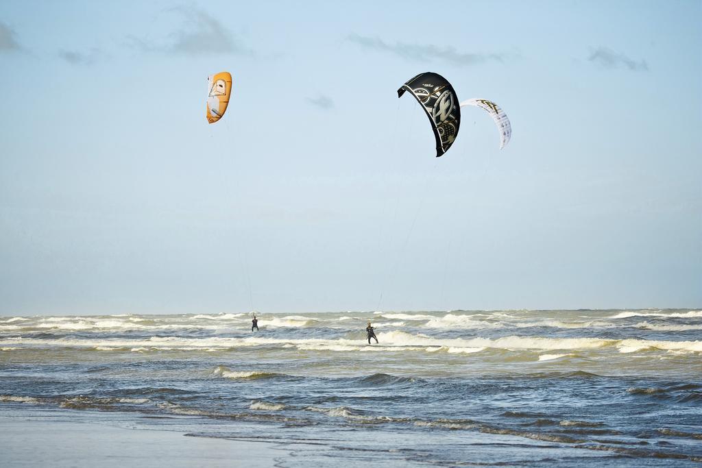 Beachhotel Zandvoort By Center Parcs Экстерьер фото